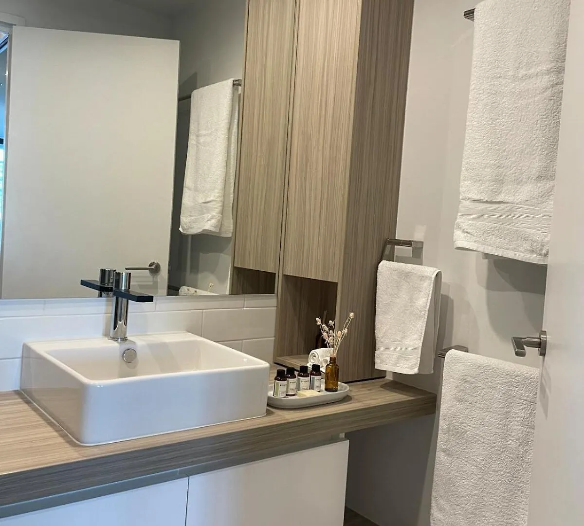 Beachfront 2 Bed At Burleigh Heads غولد كوست 0*,
